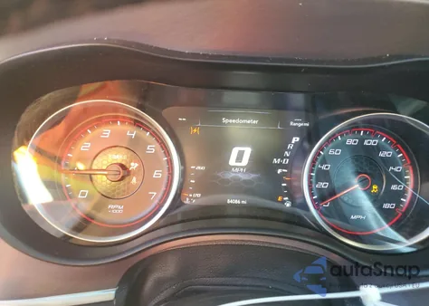 2019 Dodge Charger Scat Pack z USA, uszkodzony, nr VIN 2C3CDXGJ0KH697018